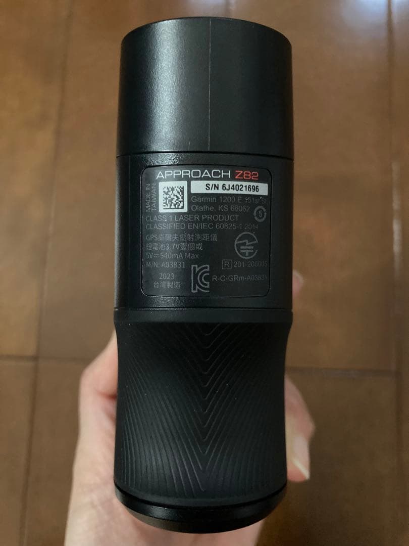 GARMINガーミン Approach Z82　レーザー距離計　黒　収納ケース付