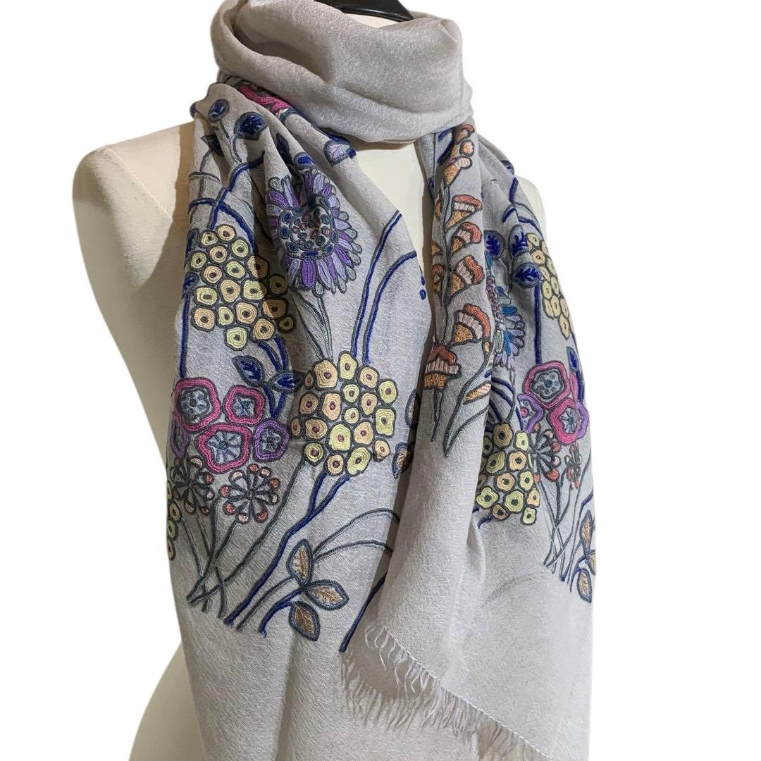 kuku 　TARA BLANCA ストール　カシミール　グレーx花刺繍