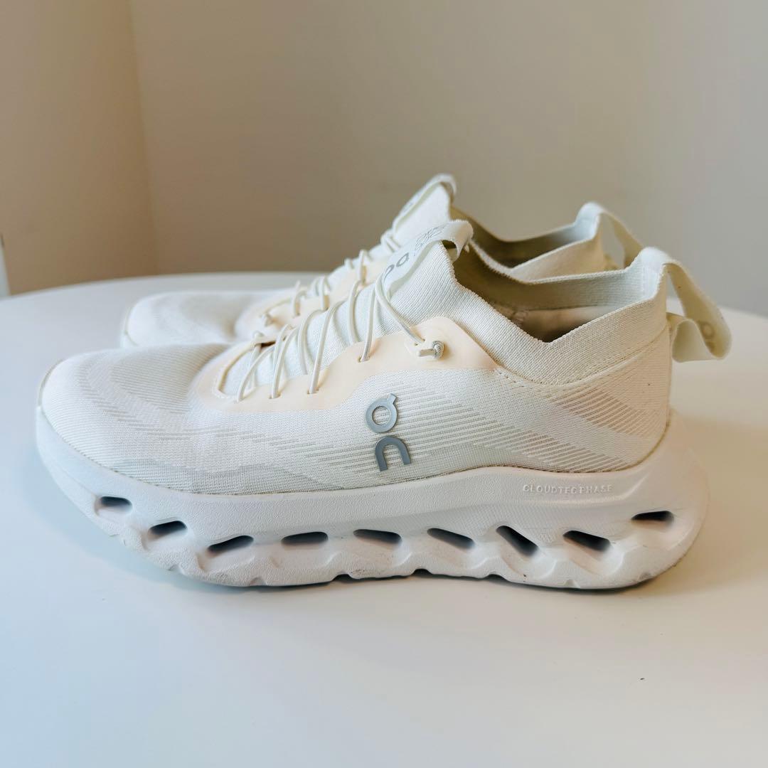 On Running × LOEWE Cloudtilt （サイズ24）