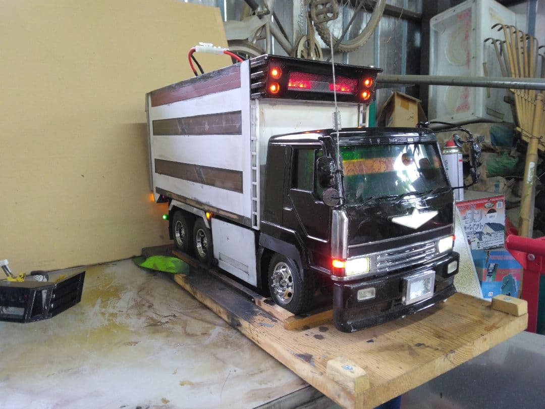 1/14ラジコン、トラック、ムネトラ模型、3期型グレートキャビン。配線