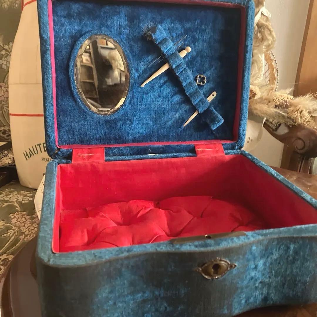 フランスアンティークソーイングボックス　メルスリーボックス　ジュエリーボックス