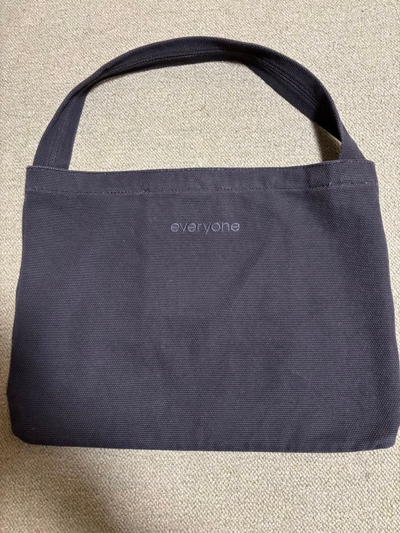 everyoneトートバック　チャコール　エブリワン