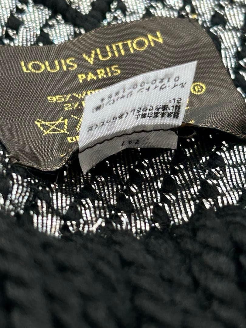 LOUIS VUITTON ブラック マフラー