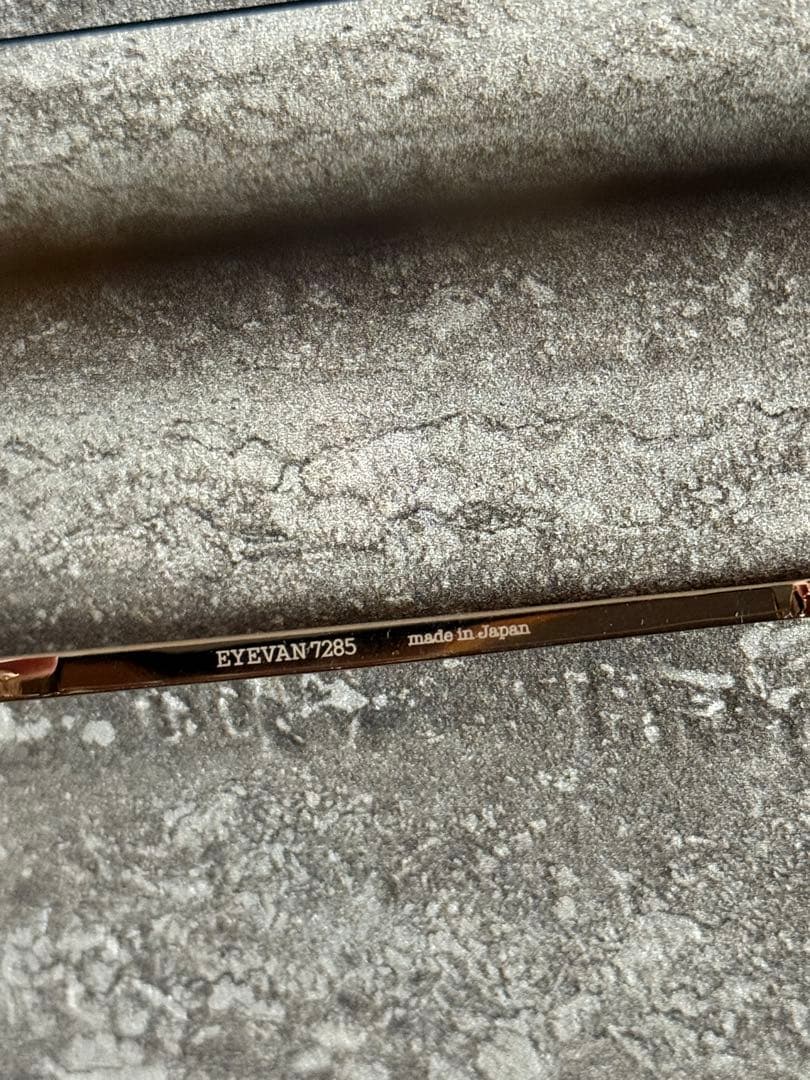 ［完売モデル］EYEVAN 7285 サングラス 1006