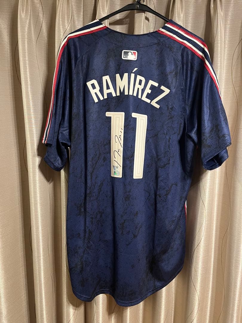 希少】ガーディアンズ ホセ・ラミレス直筆サイン ユニフォーム