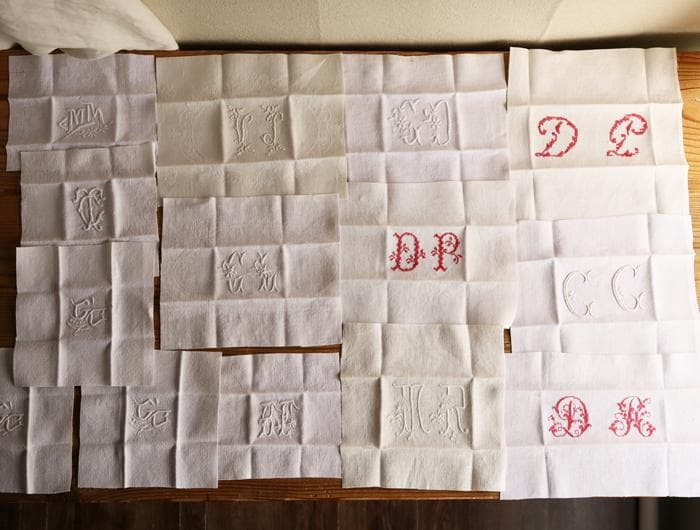 158】たくさん14枚！ フランス アンティーク イニシャル 手刺繍 端切れ