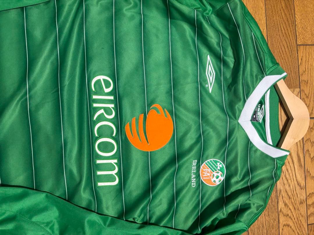 アイルランド代表 サッカーシャツ Umbro 緑 ユニフォーム 長袖 - メルカリ