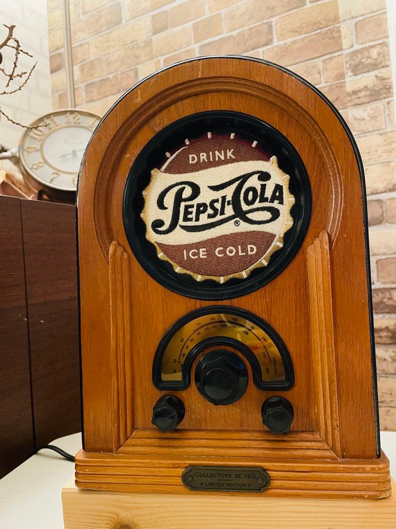 【限定モデル】ペプシコーラ × クラシックラジオ