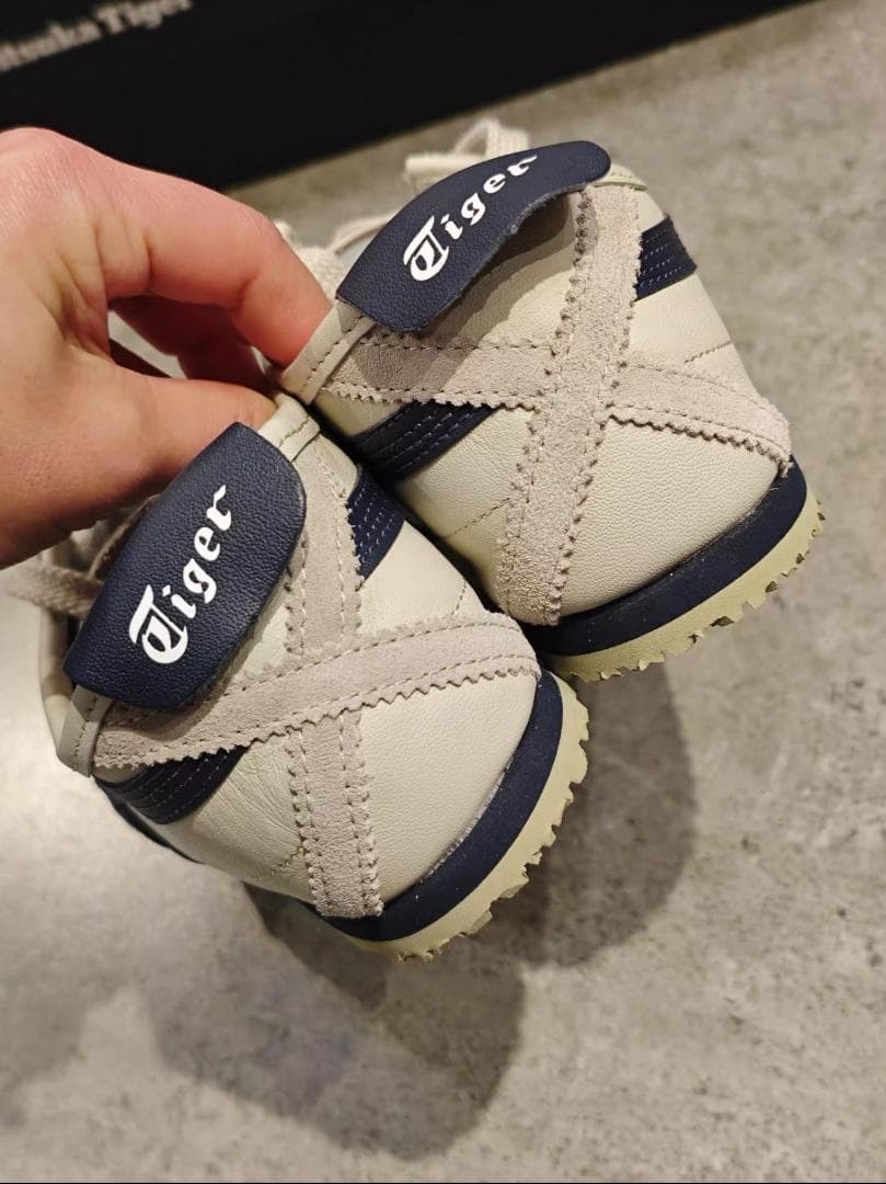 Onitsuka Tiger MEXICO 66 スニーカー メンズ レディース