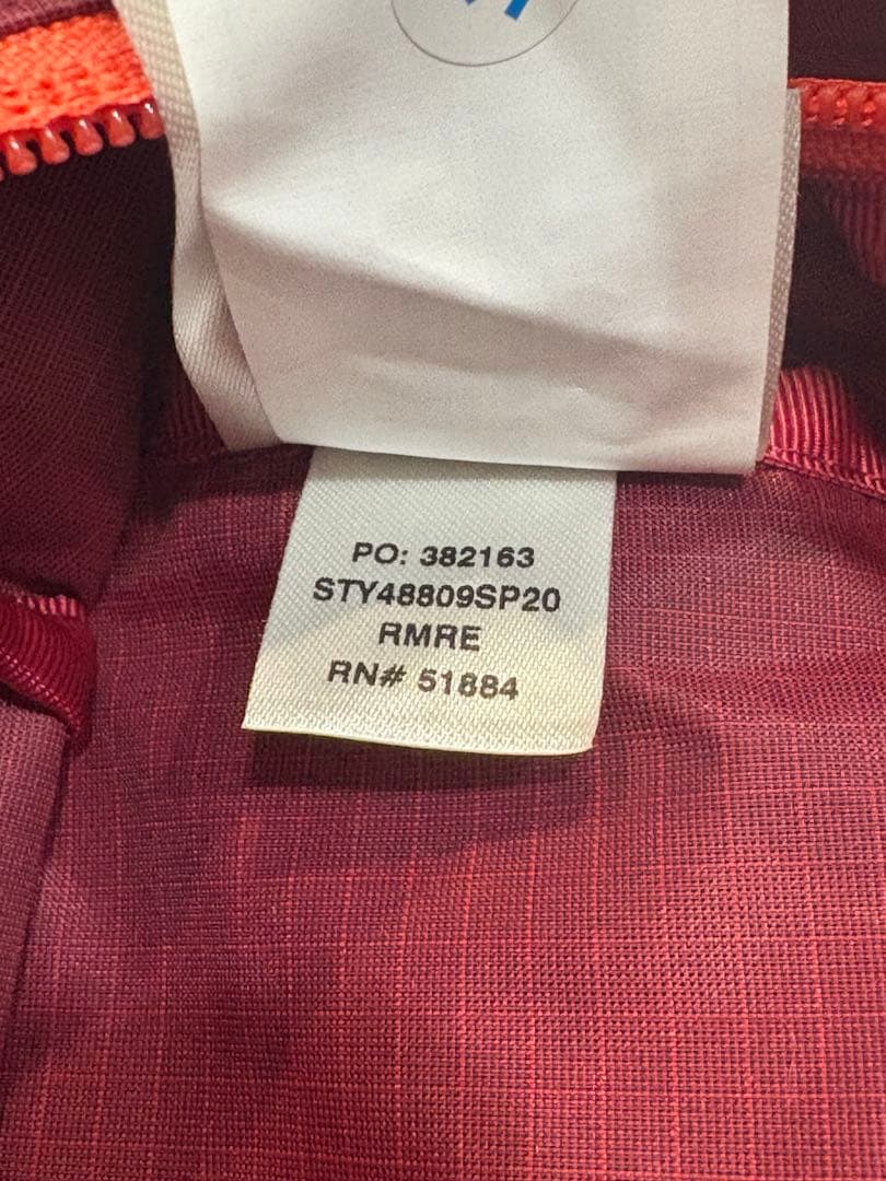 パタゴニア　ウルトラライトブラックホール　トートパック　レッド