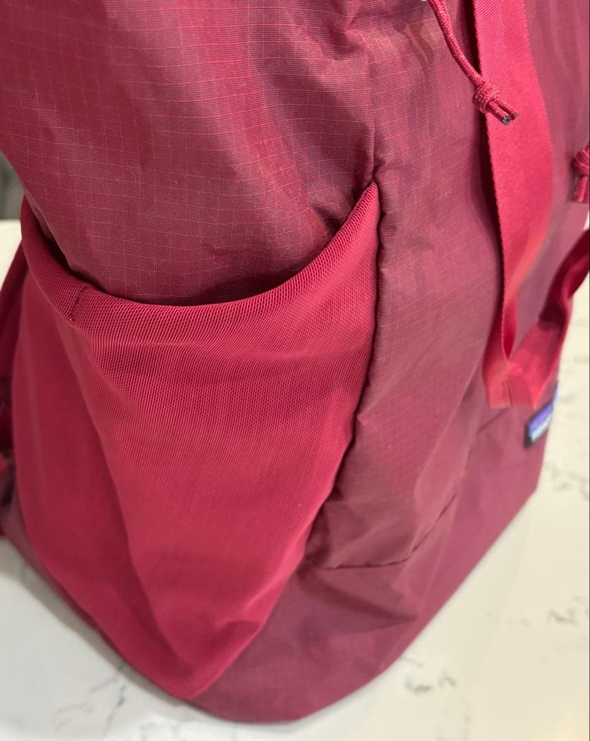 パタゴニア　ウルトラライトブラックホール　トートパック　レッド