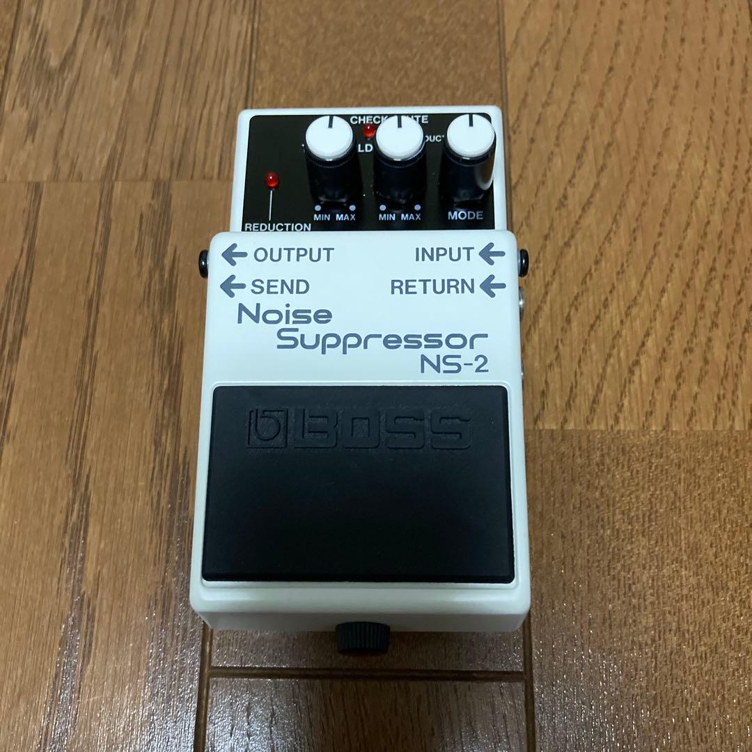 エフェクター4個　チューナー　パワーサプライ　エフェクターケース　まとめ売り