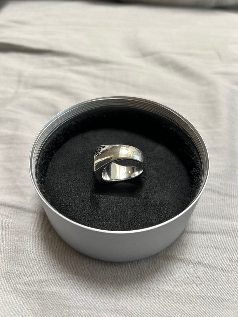 ゆゆゆゆTom Wood Cushion molecule トムウッド