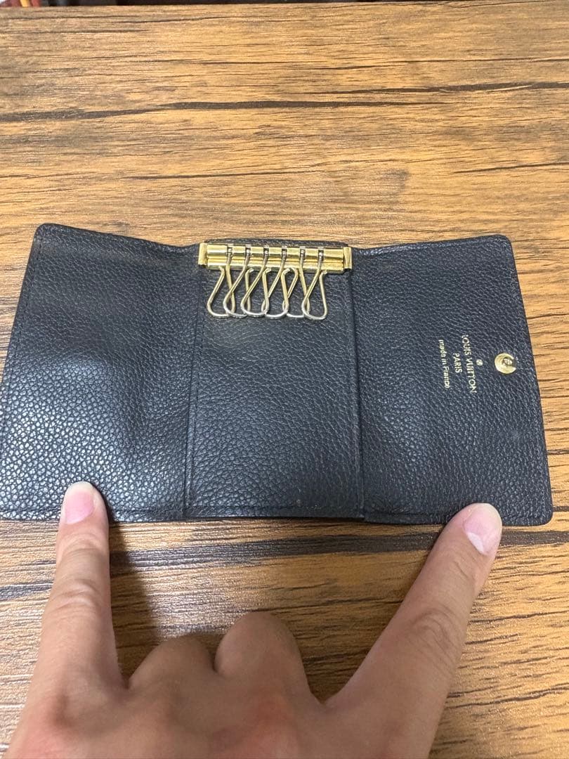 ルイヴィトン　アンプラント　キーケース