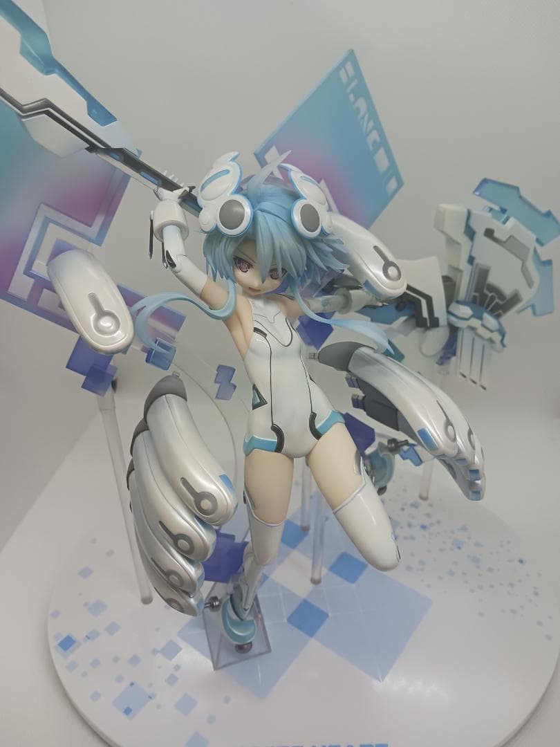 l*e様 超次元ゲイム ネプテューヌ ホワイトハート 1/7 スケールフィギュア