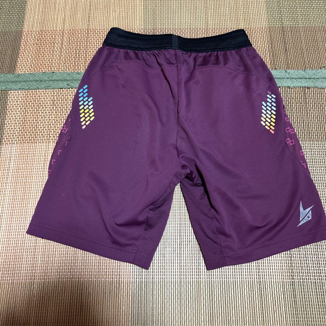 YONEXバドミントン短パン リンダンモデル （希少）