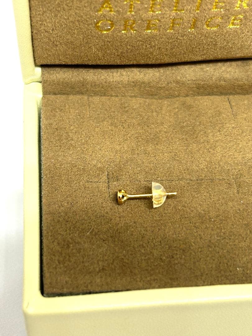 美品　オレフィーチェ　K18×ブラックダイヤモンドピアス　片耳