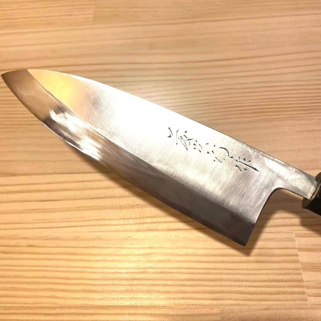 出刃包丁 左 18cm 6寸 紫檀柄 希少 研ぎ済み 鏡面のような光沢