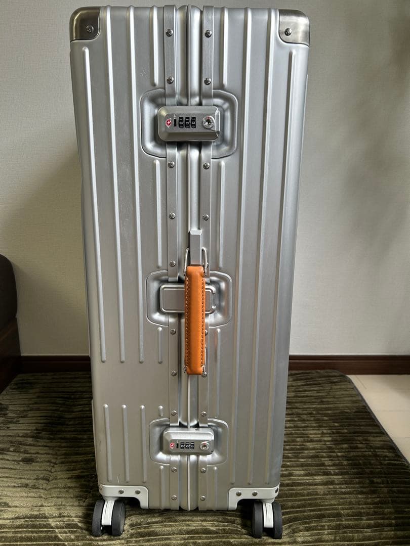 イノベーター　アルミ　スーツケース　96L innovator inv7811