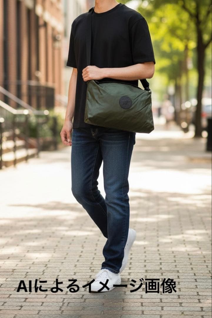 ハンティングワールド ショルダーバッグ カーキ ナイロン ロゴ 軽量