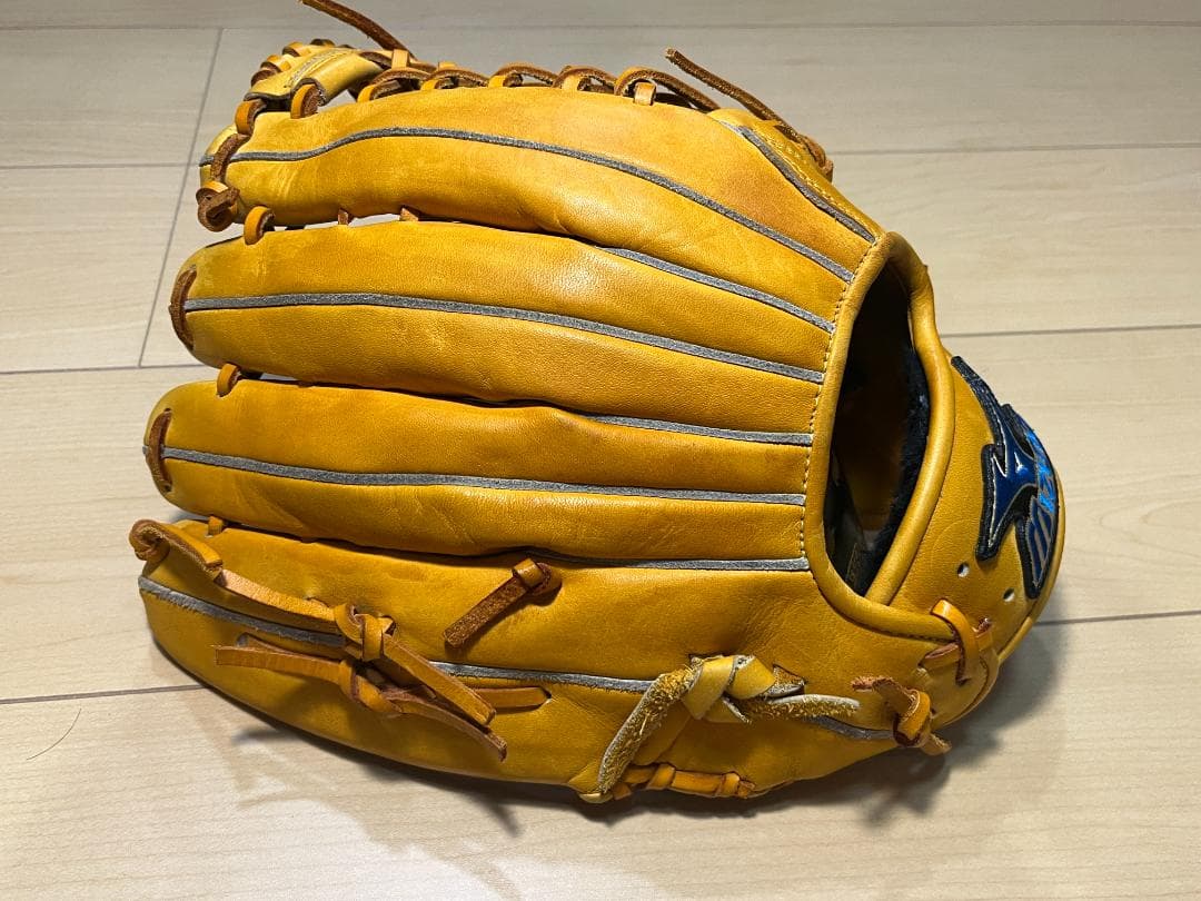 Mizuno Buw League 軟式グローブ イエロー　一般大人用