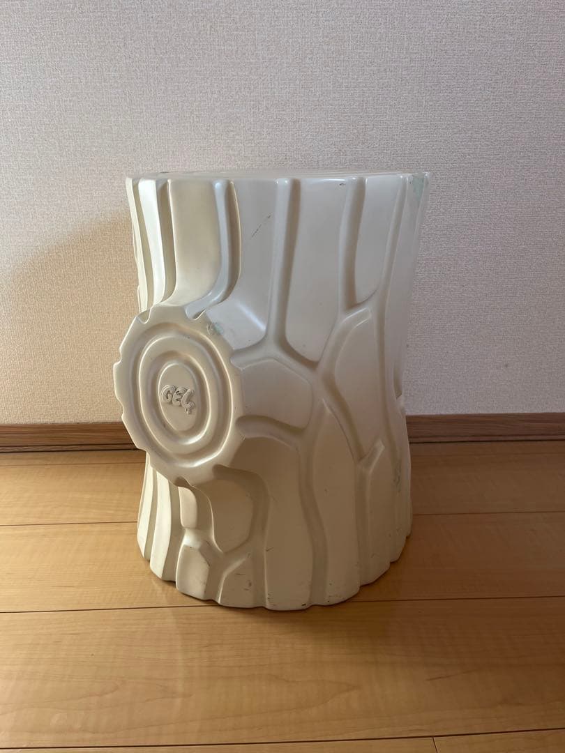 最終値下げ‼️GELCHOP / LOG STOOL 切り株