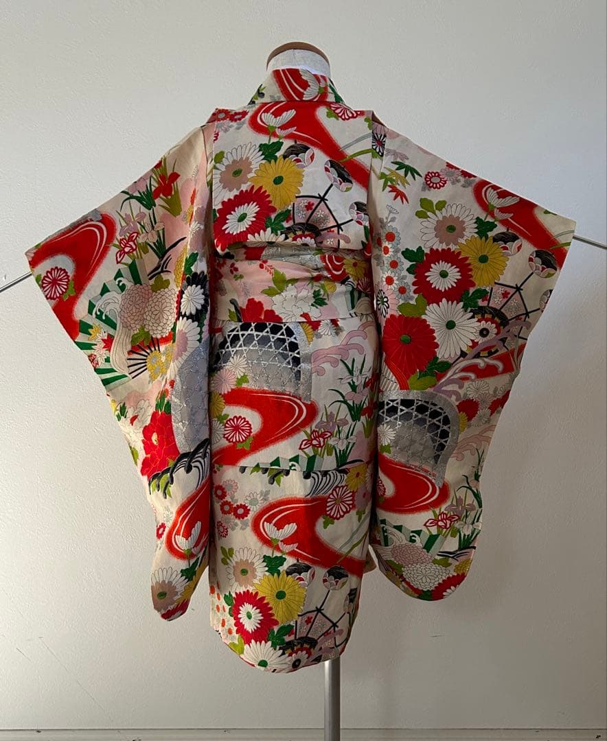 3歳　アンティーク正絹着物