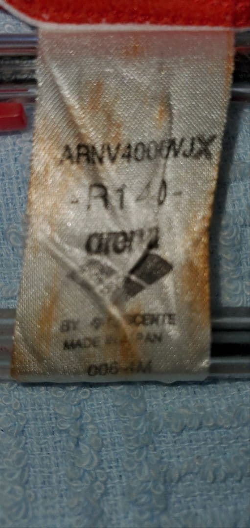 競泳水着アリーナnux赤