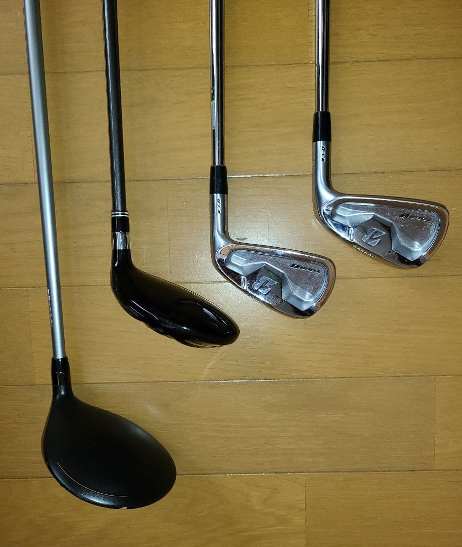 ゴルフクラブ４本