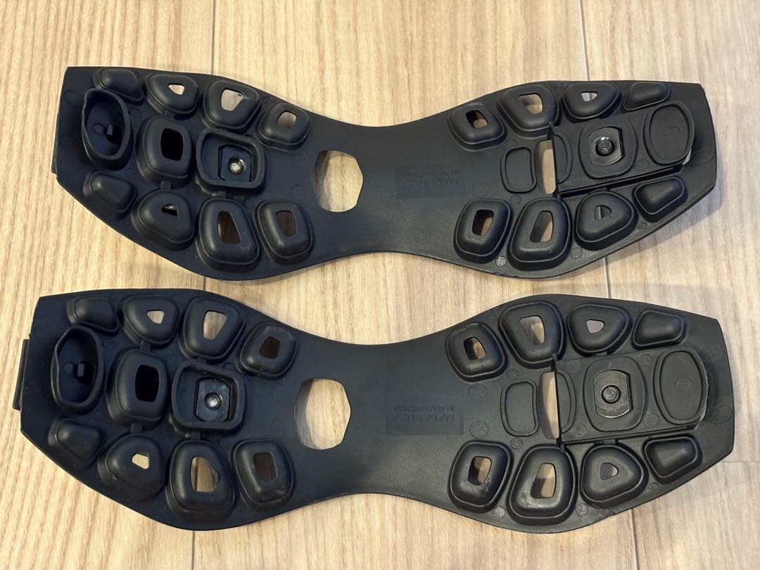 karakoram エアポッド・ストラップ