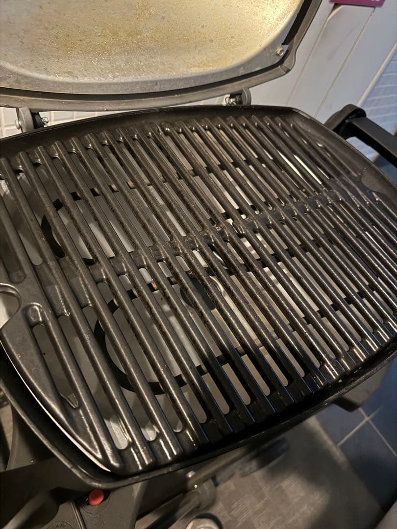 Weber Q1400 グレー バーベキューコンロ　カバー付