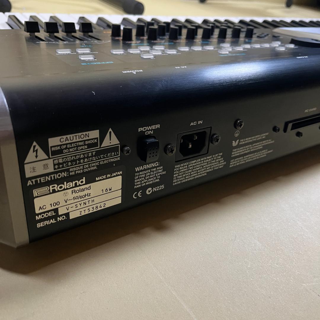 Roland V-SYNTH Ver2.0 61鍵 シンセサイザー 動作確認済み