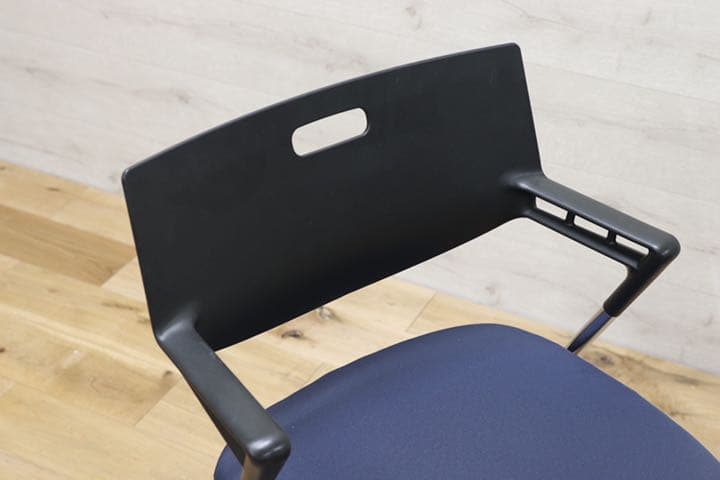 GMEH64E○Vitra / ヴィトラ スタッキングチェア 2脚セット 北欧