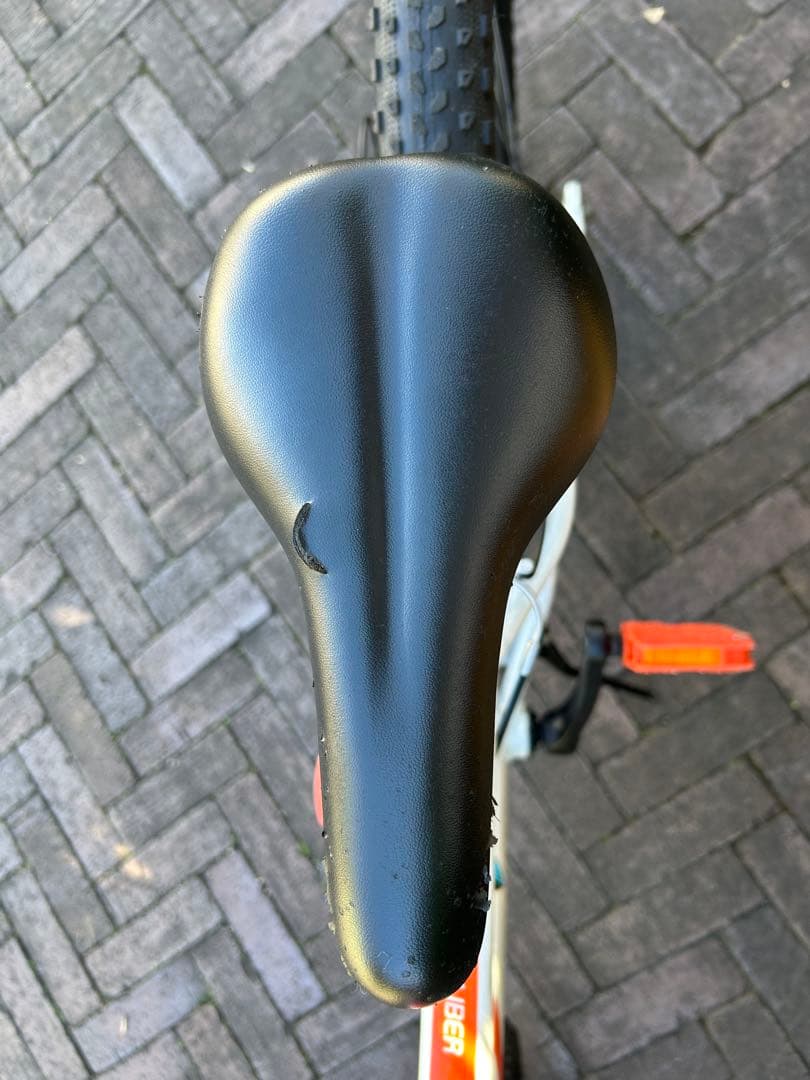 直接引き取り限定】Trek 24インチ キッズバイク 前面バスケット付き