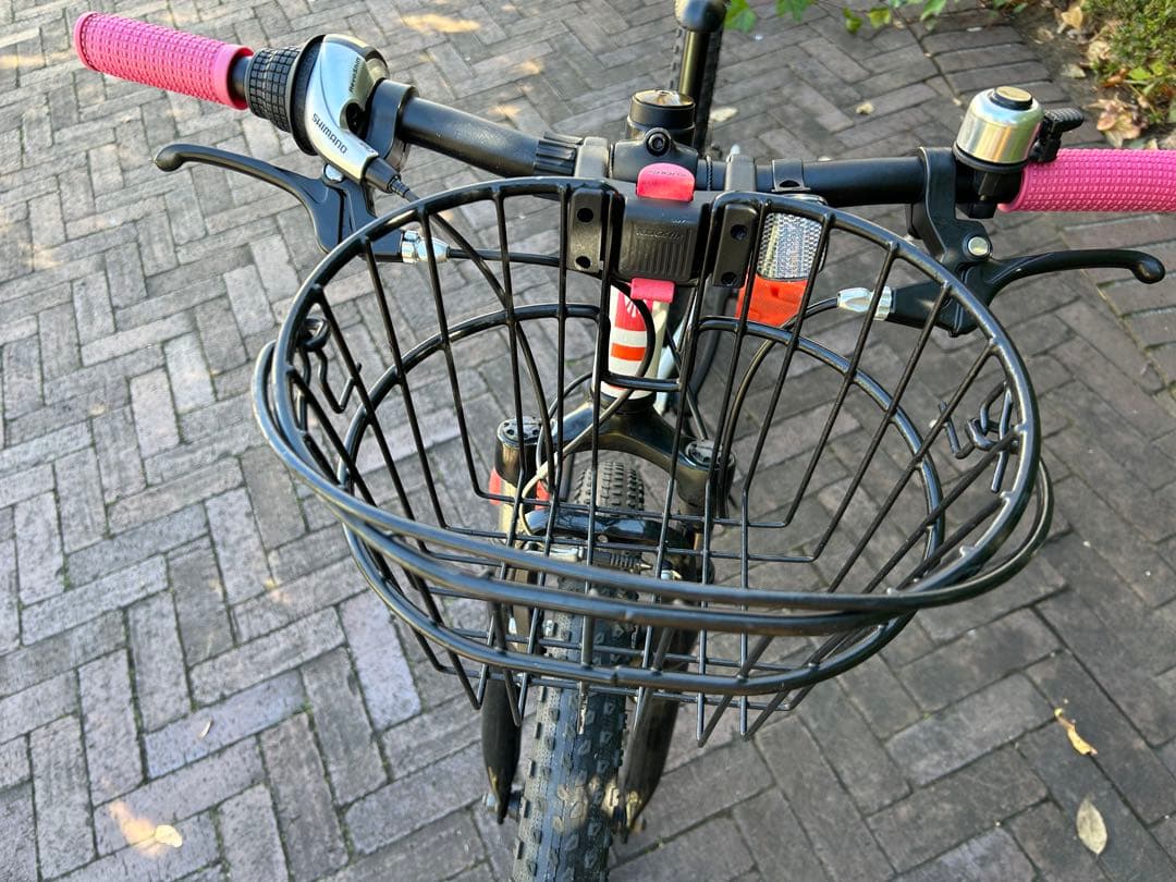 直接引き取り限定】Trek 24インチ キッズバイク 前面バスケット付き