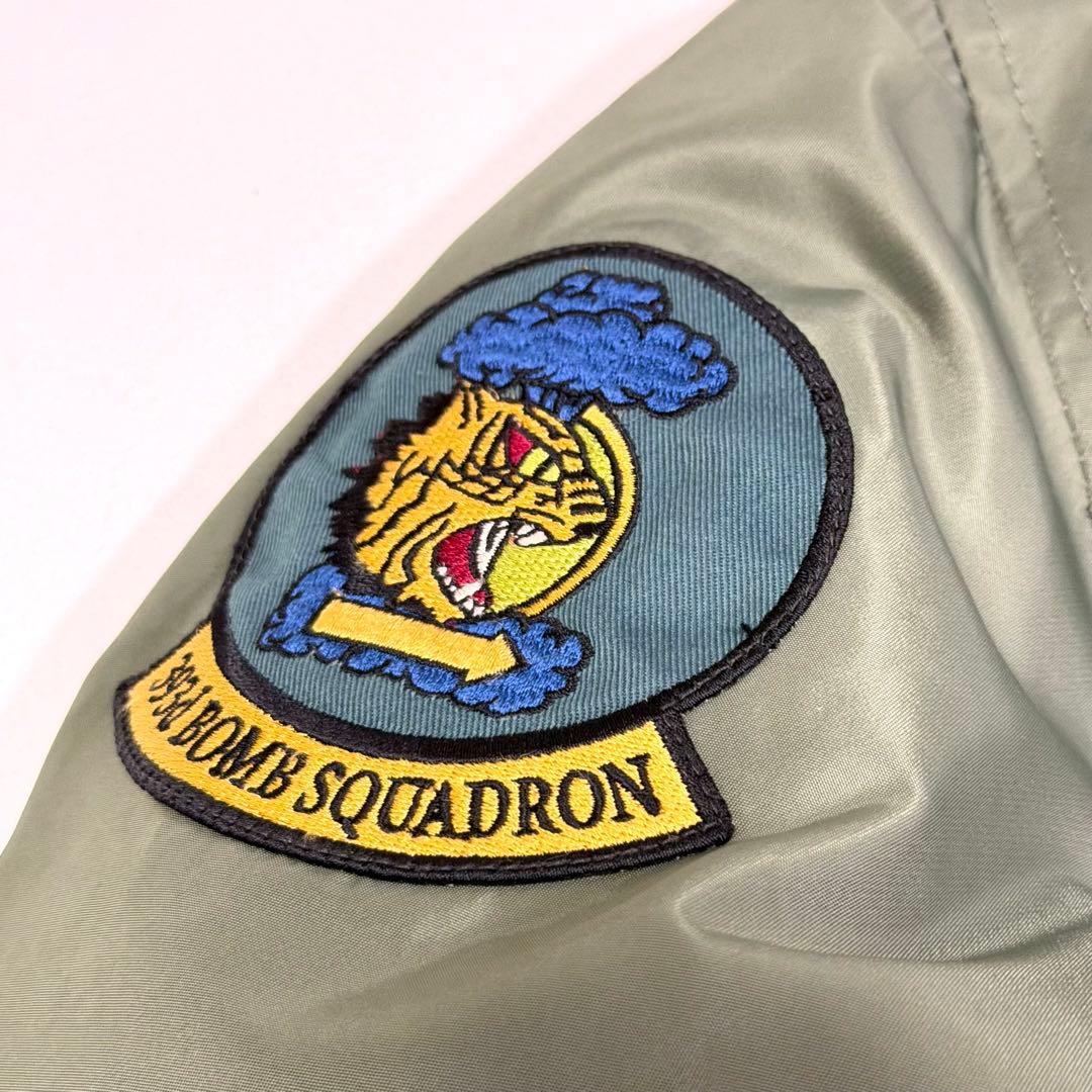 アヴィレックス MA-1 フライトジャケット アメリカ 星条旗 カーキ L