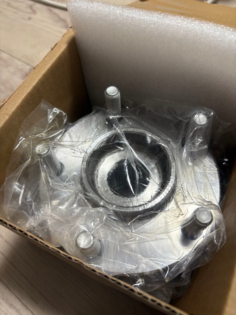 新品 エルグランド ハブベアリング DBA-TE52