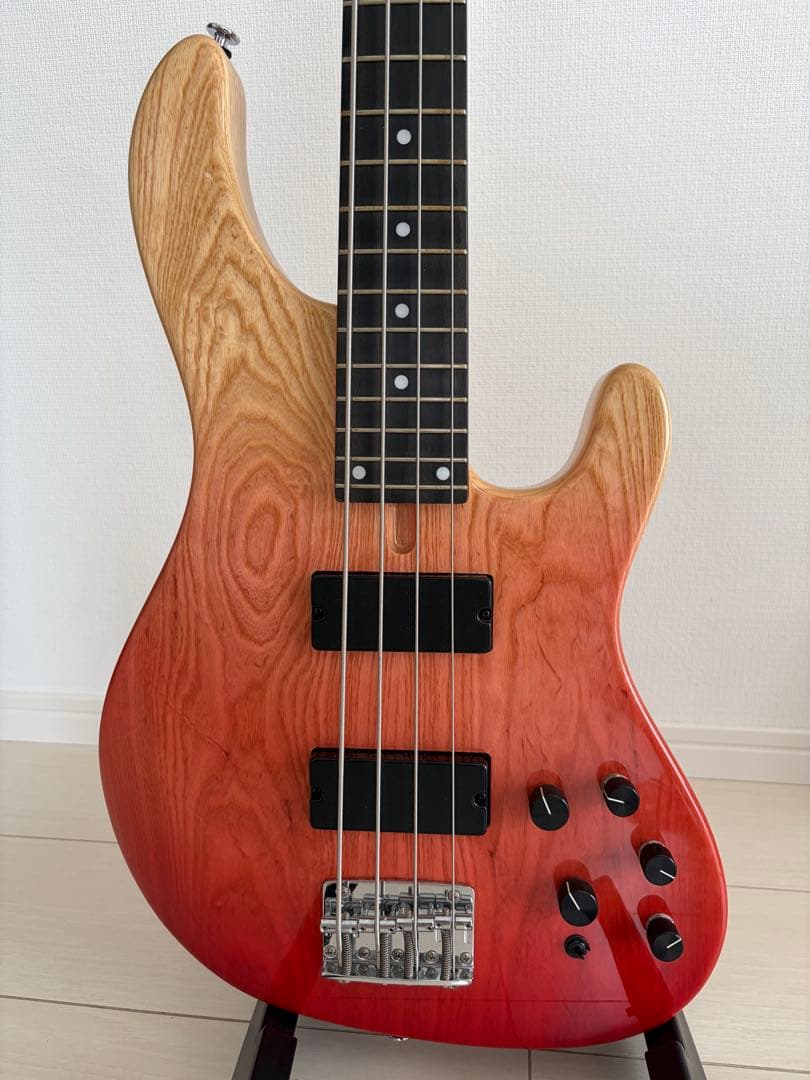 【美品】Bacchus TF4-STD-ASH RED-GRD-MH ベース