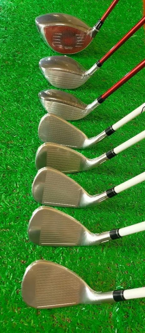 大人気即完売30万相当新品レディース大人気SIM2ステルス全テーラーメイド8本