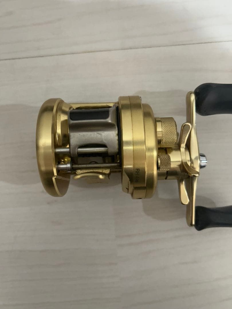 シマノ 01 カルカッタコンクエスト 50