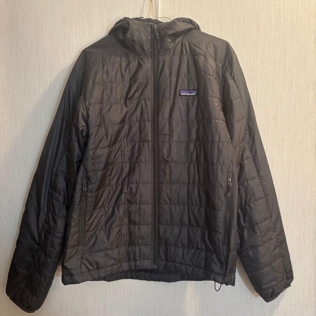 patagonia ナノパフフーディ グレー