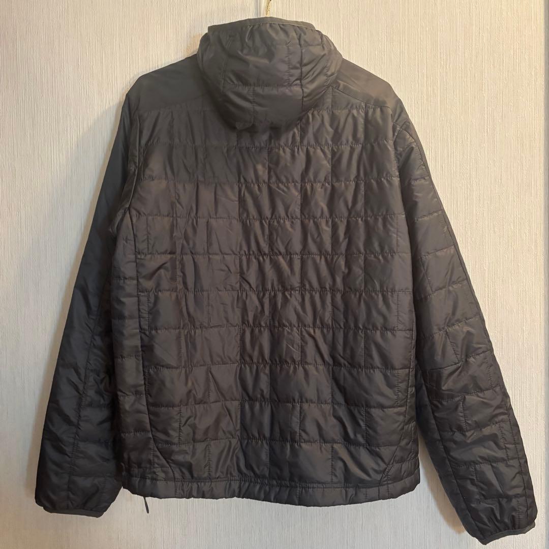 patagonia ナノパフフーディ グレー