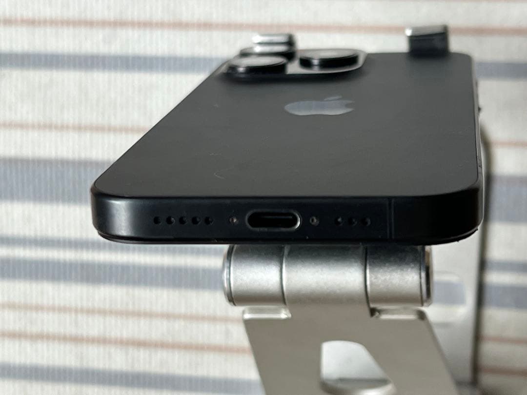 訳品　iPhone 15 Pro 128GB 　SIMフリー