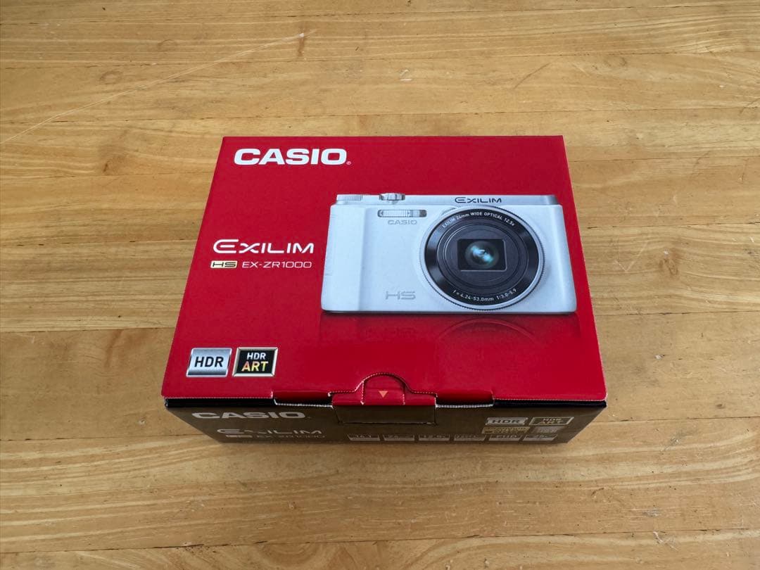 CASIO EXILIM EX-ZR1000 ホワイト