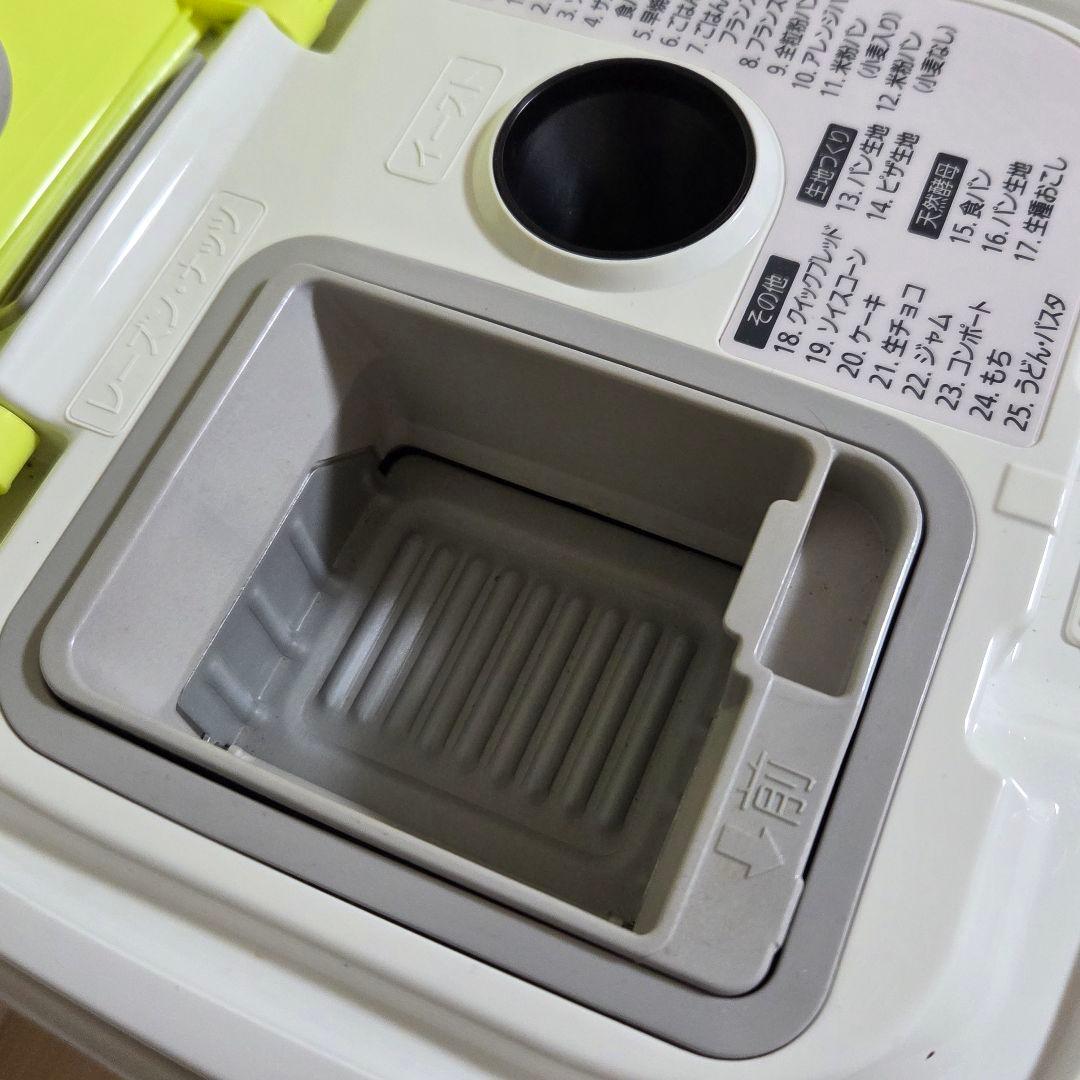 パナソニック ホームベーカリー SD-BM1001 2016年製