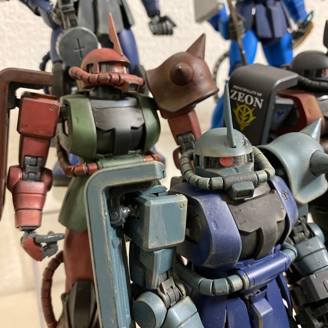 MG 1/100　ザク　ウェザリング強　11体まとめ ダメージ加工 塗装完成品