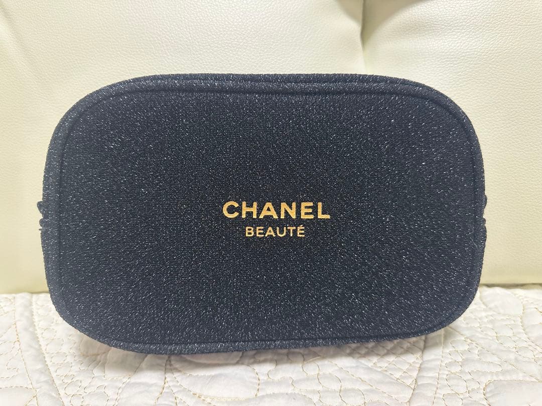 訳あり☆新品CHANEL黒ノベルティコフレポーチ☆ラメ入りショルダー