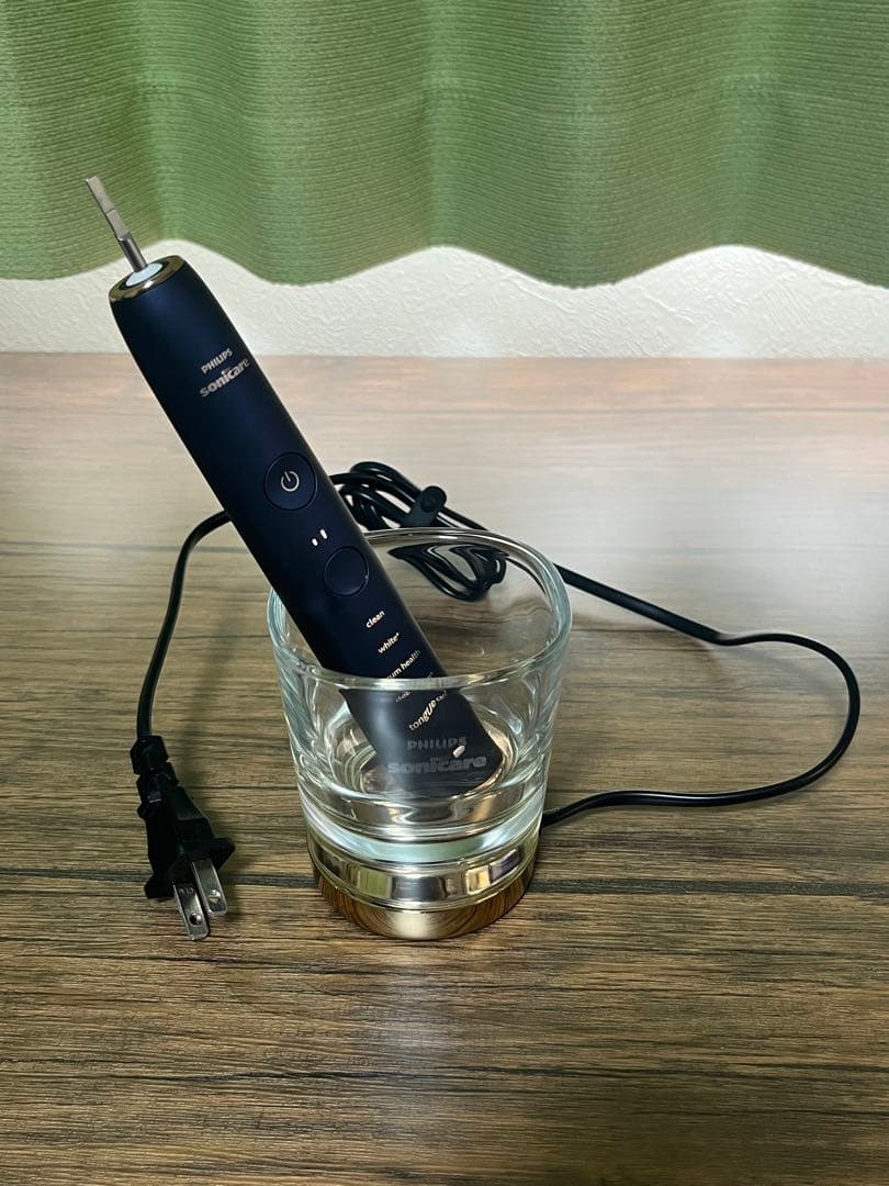 PHILIPS 電動歯ブラシ　ダイヤモンドクリーン フィリップス　ソニックケア