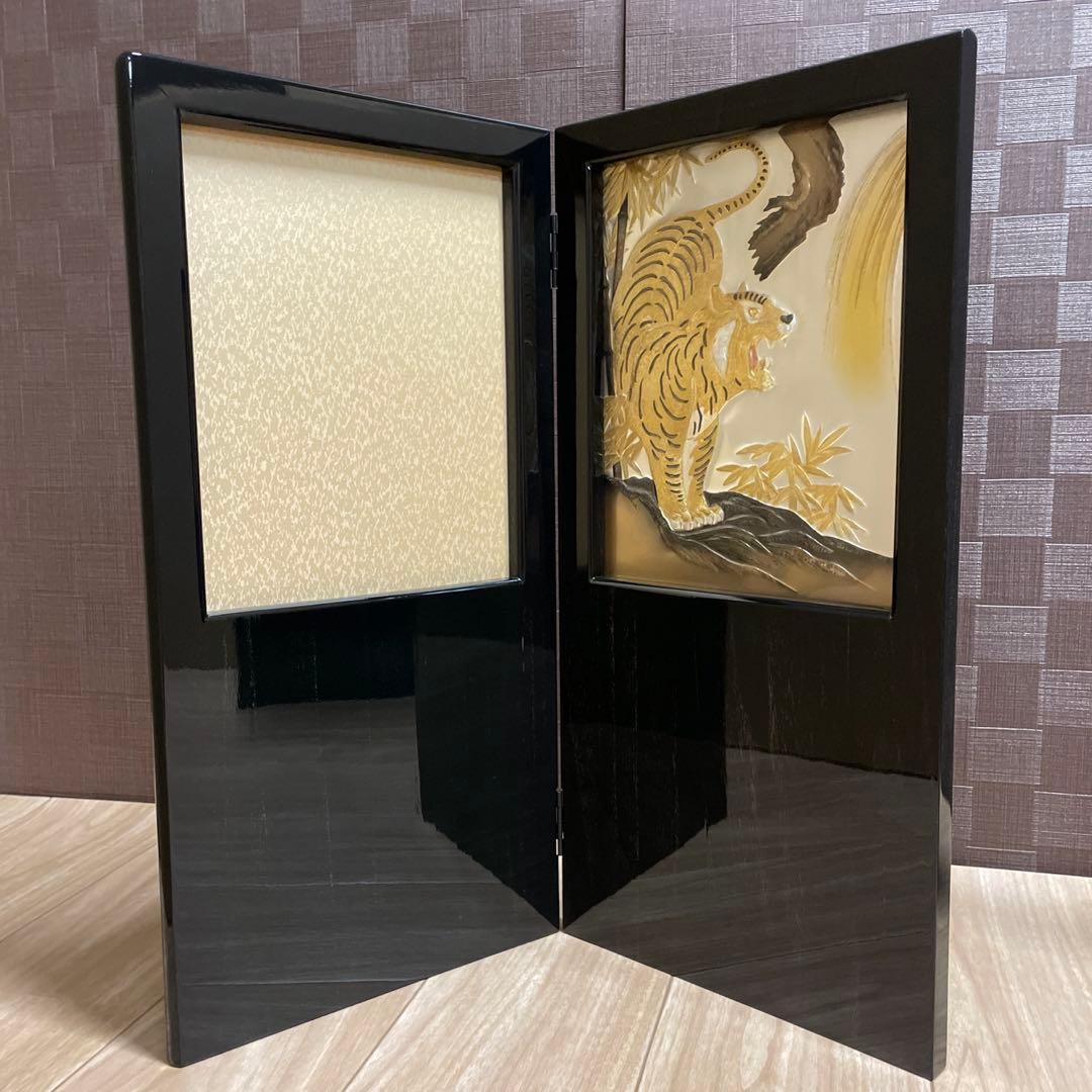 五月人形　屏風18号　彫金龍虎　トラ