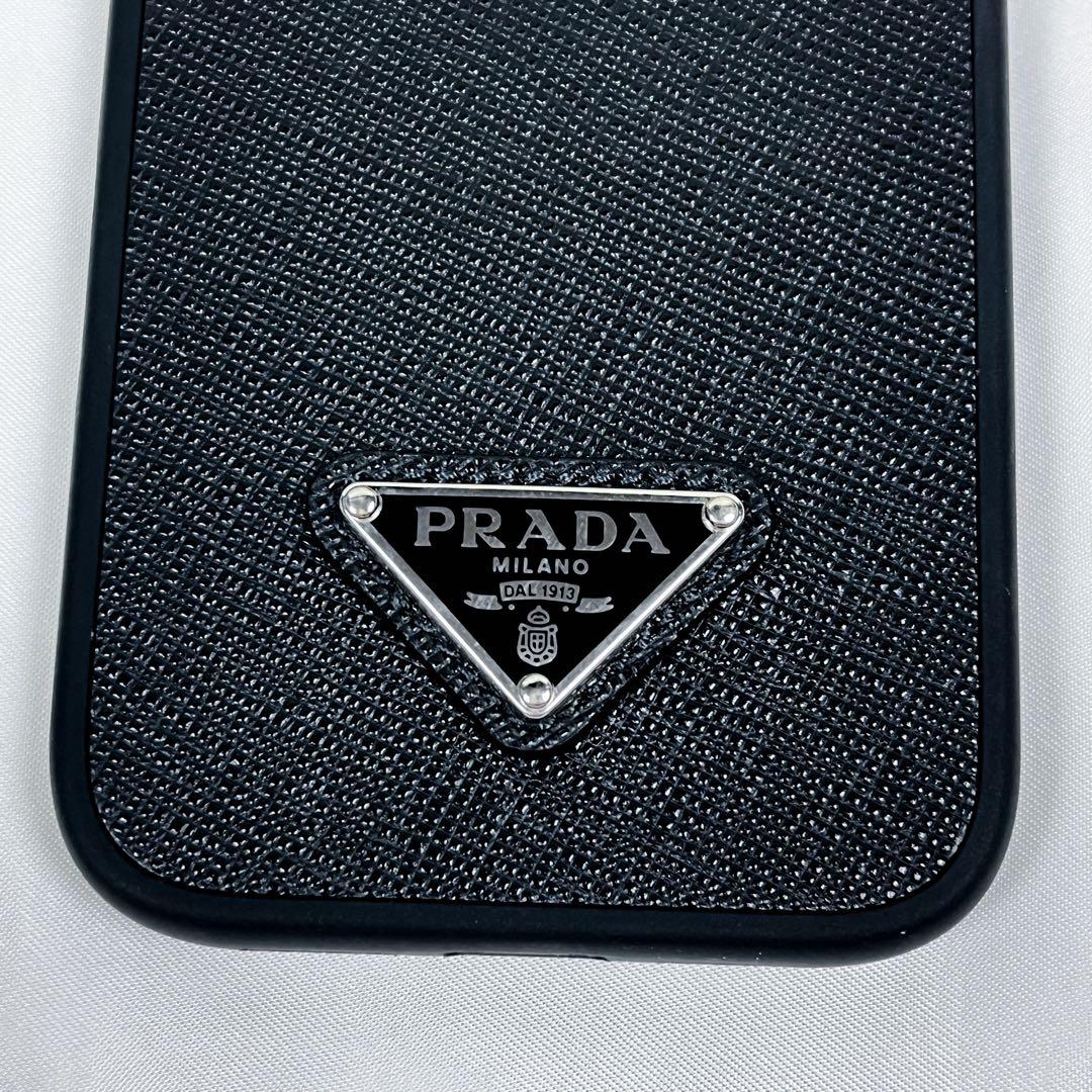 極美品 プラダ iPhone 16pro スマホケース トライアングルロゴ